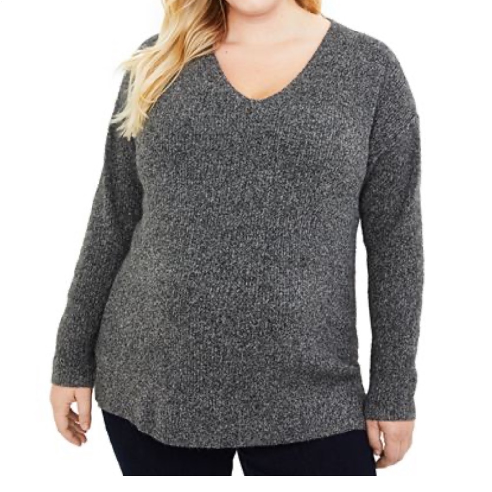 NWT! Motherhood Maternity gray v-neck sweater